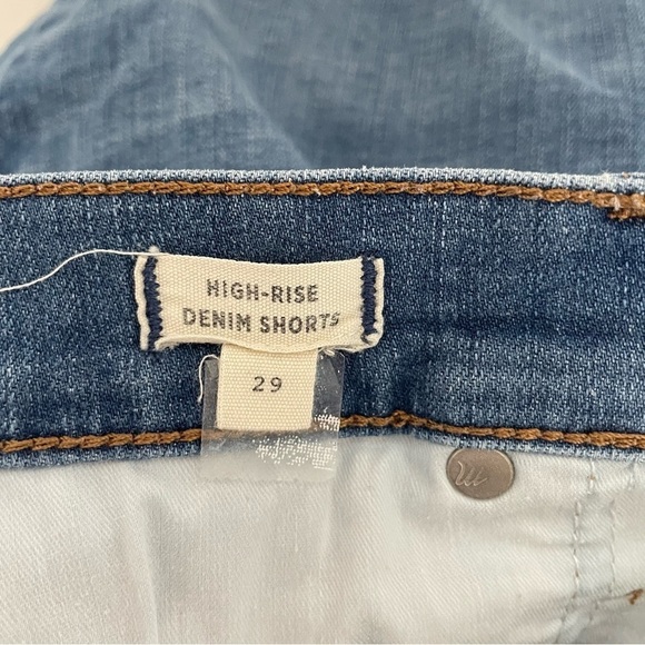 Madewell High-Rise Denim Shorts in Derby Wash: Button-Front Edition 15977 - Picture 5 of 11